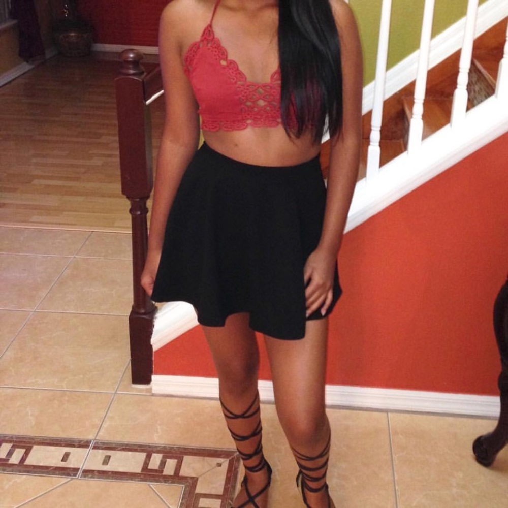 FOREVER21 HIGH WAISTED SKATER SKIRT